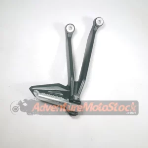 Repose-pied passager droit - Triumph Street Triple RS 765 - T2081986